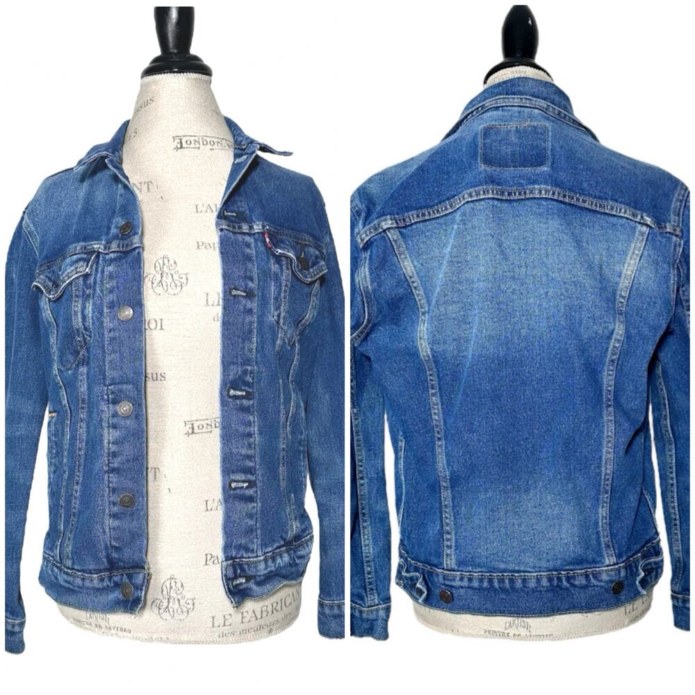 Levi’s | Women | Classic Blue Distressed Work Denim Jean Jacket | Size Small
